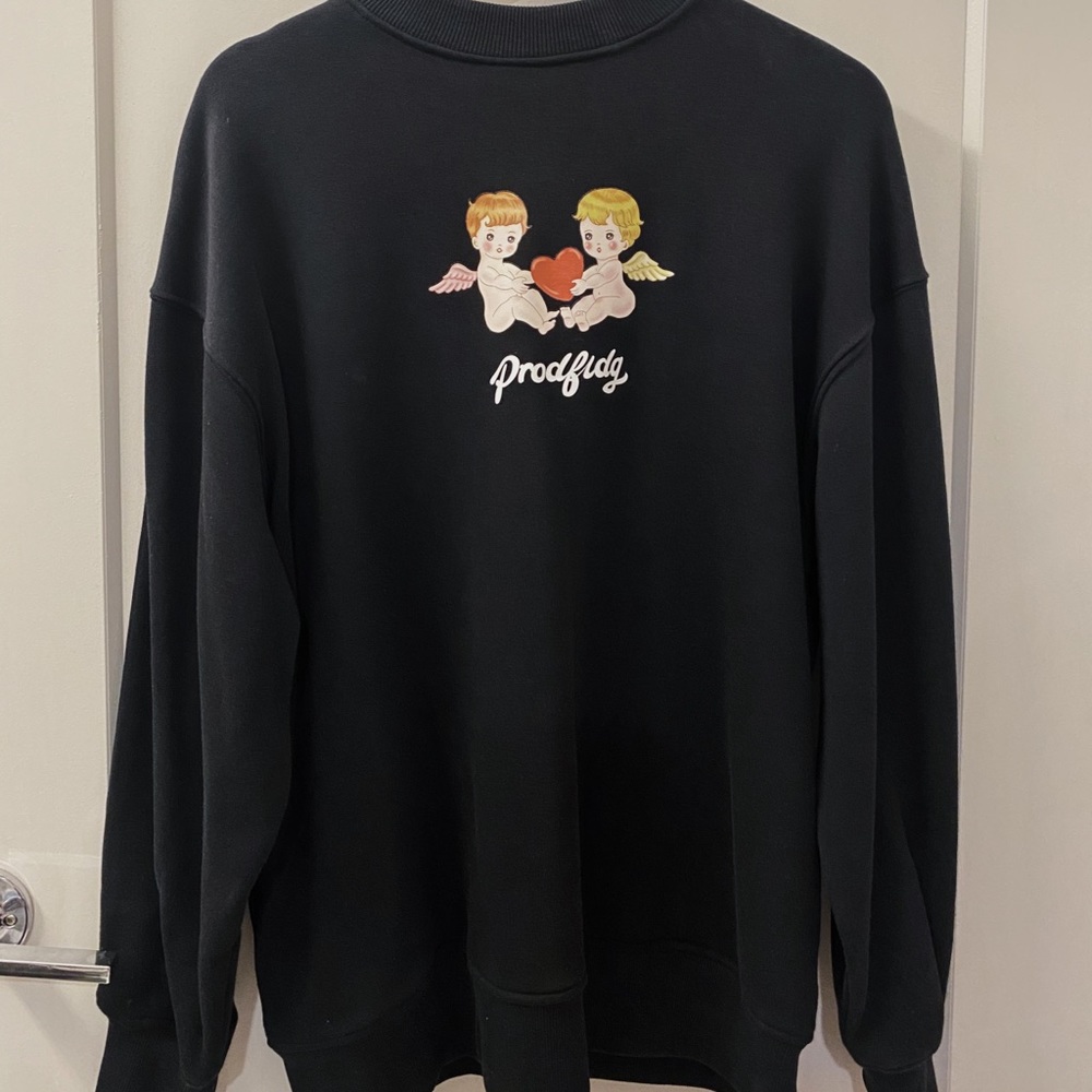 PROD ANGELS CREWNECK SWEATSHIRT SIZE 2 in Color Black